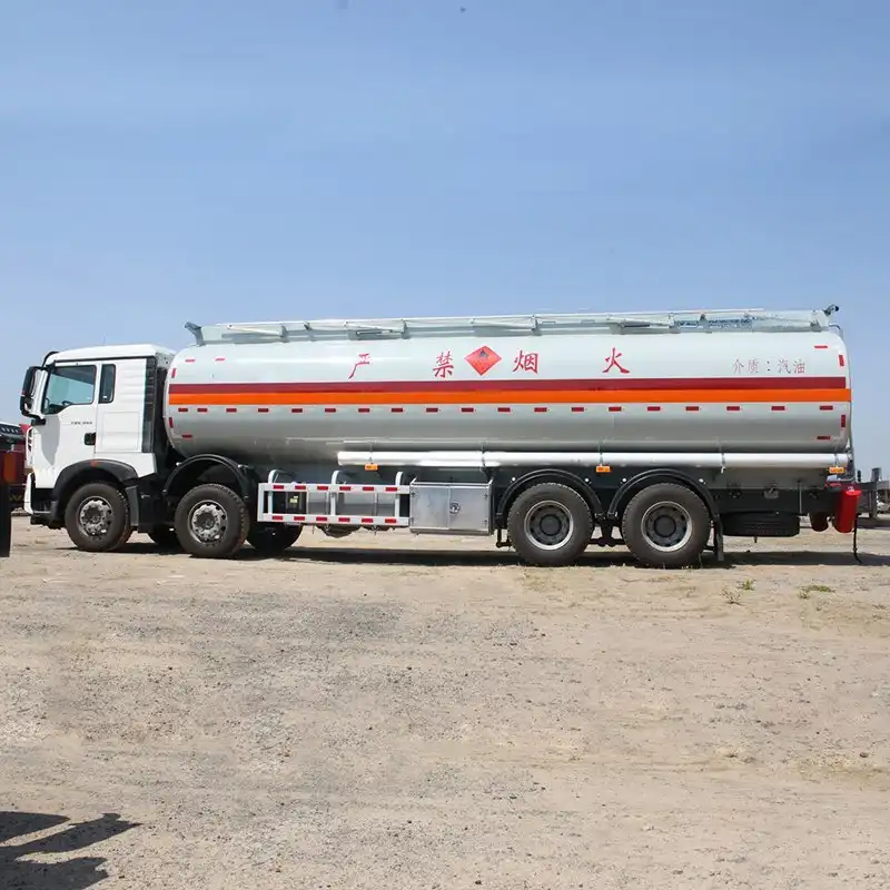 Howo 8x4 Fuel Tanker Truck