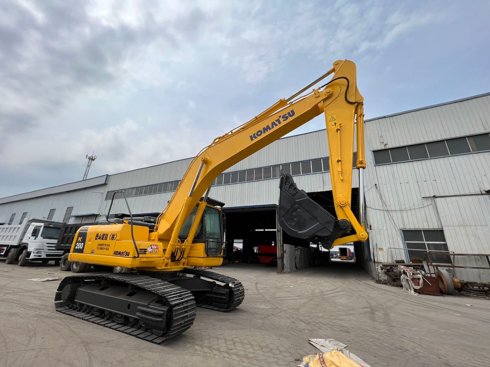 小松Komatsu PC200-8-1.jpg