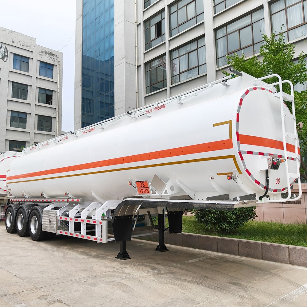 3 Axle Fuel Tanker Trailer