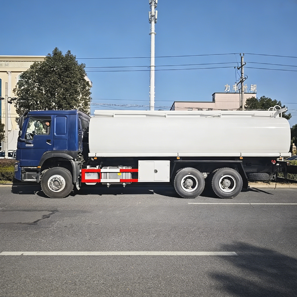 Howo Oil Fuel Tank Truck