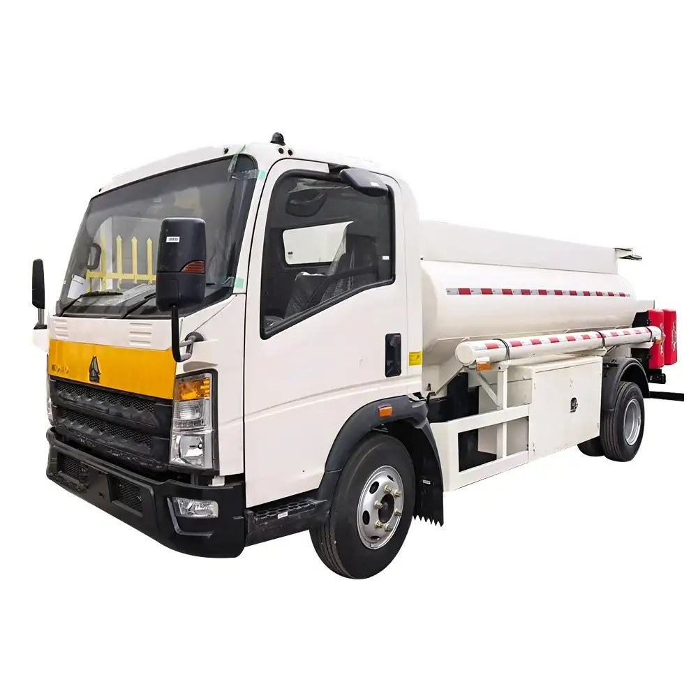 Howo 4x2 Fuel Tanker Truck