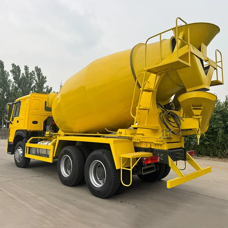 concrete mix truck (5).webp