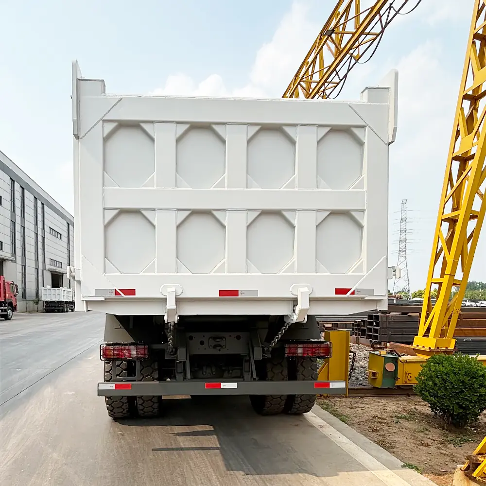 Sinotruk Howo NX 371hp 6x4 Dump Truck