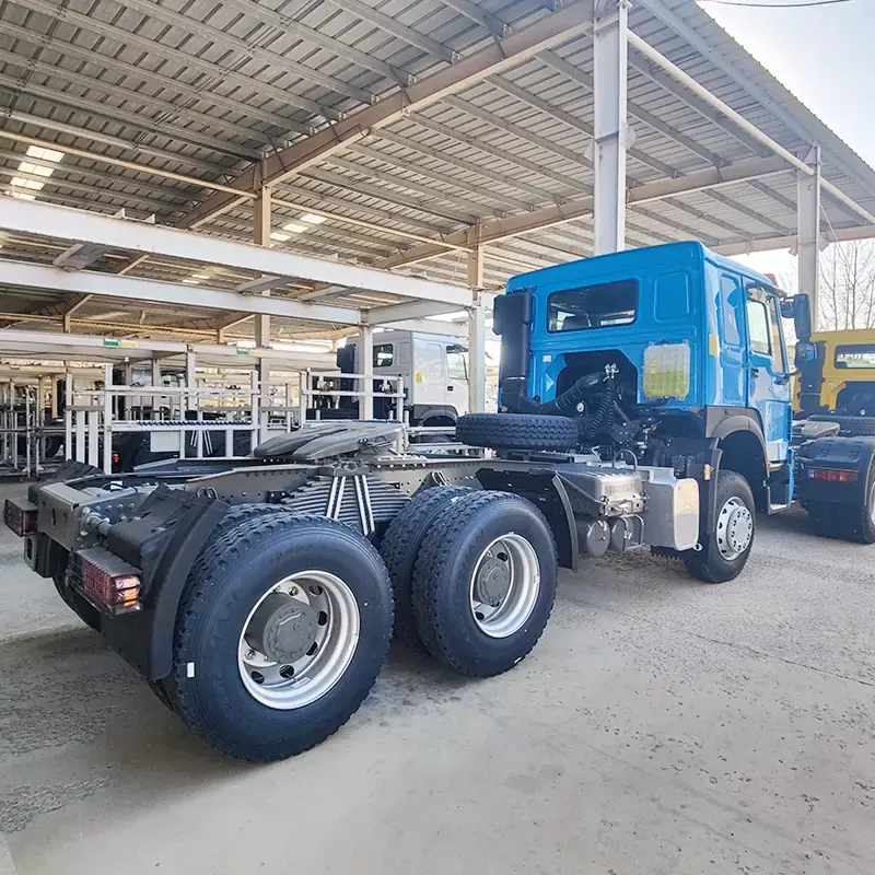 howo tractor truck (3).webp