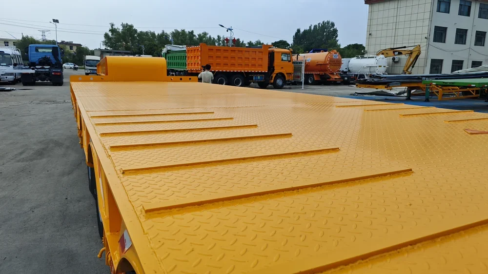 4 Axle Lowbed Semi Trailer detail