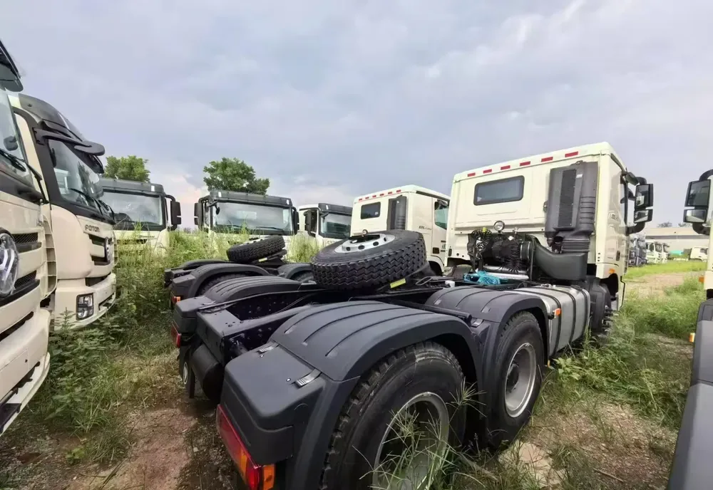 Foton Auman GTL 6x4 Tractor Truck