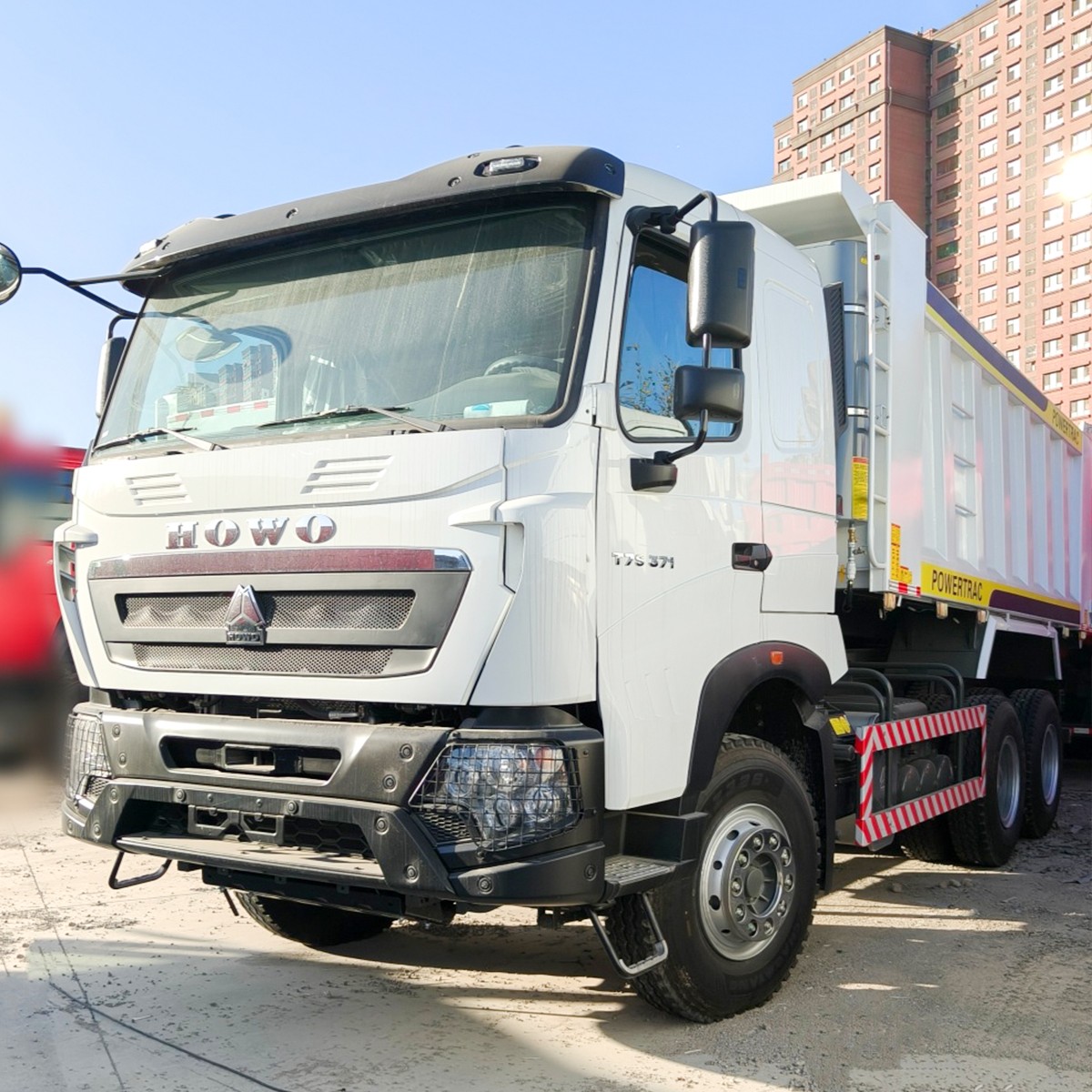 Sinotruk Howo T7S 371 Dump Truck