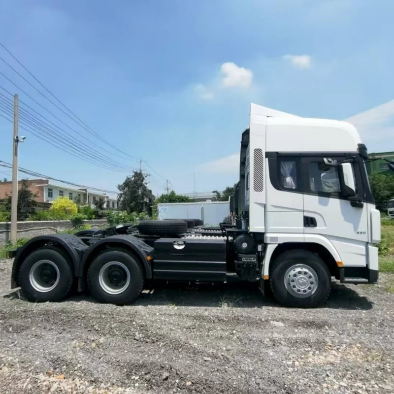 shacman x3000 tractor truck (1).webp