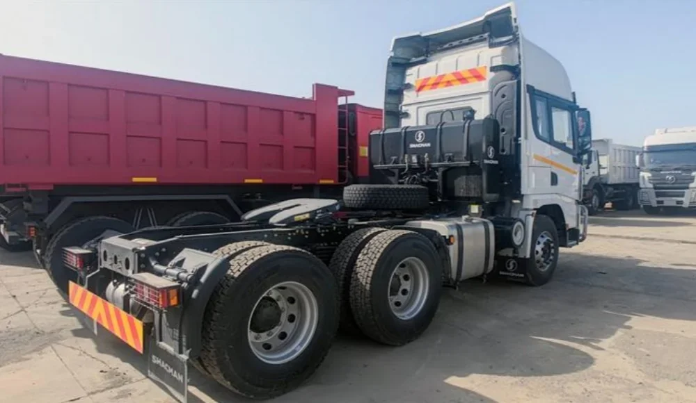 Shacman X3000 tractor truck body detail