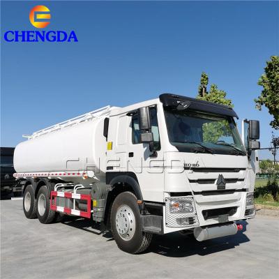 Camion-citerne à essence
