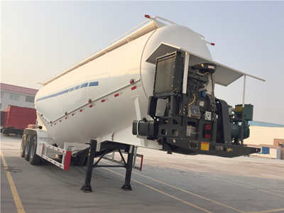 Cement trailer Cement trailer